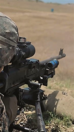 U.S. Marines Master Machine Gun Fire #usmarines #training #righttargets