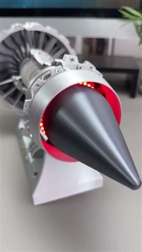 Final Version Of Rolls Royce Trent 900 Turbofan Engine Model (40CM/15.7In)