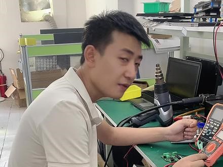 #线路板克隆 #电子产品 #pcb抄板 #电路板 #线路板复制 程序破解 抄板 芯片代替方案。批量