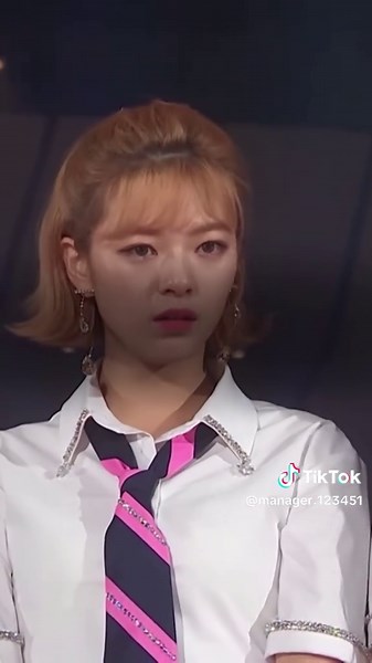 TWICEの感動的な受賞スピーチとBTSの思い出