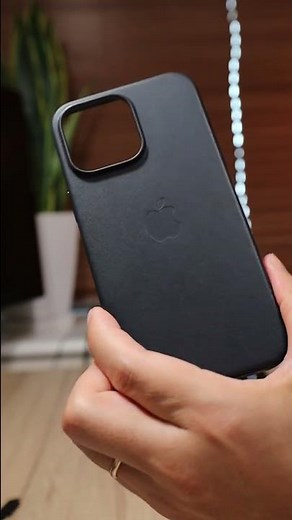 iPhone 14 Pro Max レザーケース装着 スペースブラック ✖️ ミッドナイト