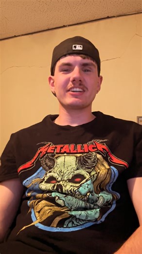 Pappa Roach on Instagram: "Here some more Cali shit for yall this one is good but the vocals needa be a lil sharper 💯 Tweaking - @mvp.t4bo1 #streetlife #hoodrich #calirap #calirappers #calirapper"