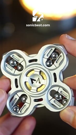 Glow-in-the-dark fidget spinner with multiple spinning modes and a super cool mechanical structure.