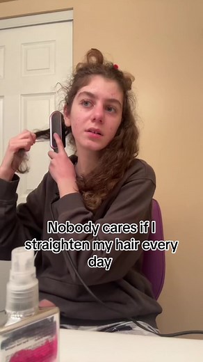 Embracing Natural Curls: Curly Hair Styling Tips