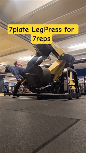 7plate LegPress for 7reps 280kgx7 #legday #fitnessmotivation #gymmotivation #fyp