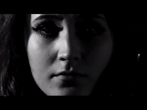 Janet Devlin - Things We Lost In The Fire (Live)