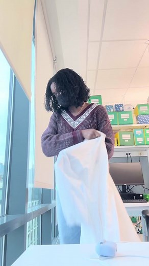 Uso de la máquina nanodrop en el laboratorio