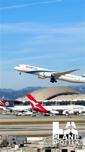 El Al Dreamliner Taking Off From LAX