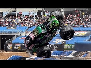 Monster Jam World Finals 21 - Two Wheel Skills Orlando 2022