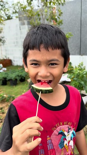 LNS - Bài ca ăn Dâu Tây || Strawberry Song Cover #shorts