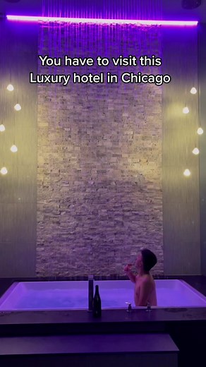 Luxury hotel en #chicago 📍 #thingstodoinchicago #illinois #hotel #viral #usa #casatiktok #axischicago #prestigeclubescapes