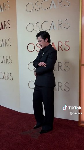 Hudson Williams Ready for the Oscars 2026