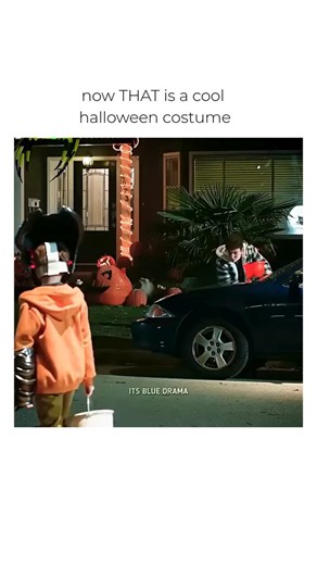 Show Snippets on Instagram: "The Predator (2018) – When deadly alien hunters return to Earth stronger than ever, a former soldier and a team of misfits must stop them from triggering human extinction. As secrets about Predator evolution are uncovered, the fight becomes a race to save humanity. 🎬 Studio: 20th Century Fox 📊 IMDb: 5.3/10 🍅 Rotten Tomatoes: 34% 🎥 Director: Shane Black ⭐ Stars: Boyd Holbrook, Trevante Rhodes, Olivia Munn"