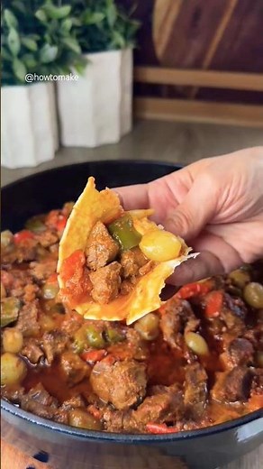 BELEN TAVA Mix it all and throw it in the oven the easiest delicacy meat dish #shorts