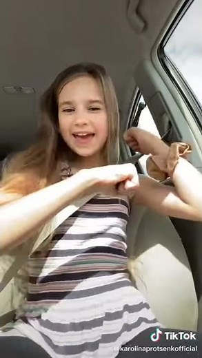 Karolina protsenko Tik Tok ❤️