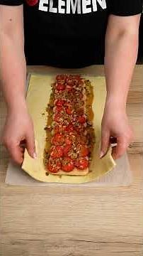 Dessert in 5 minutes! Just puff pastry and strawberries