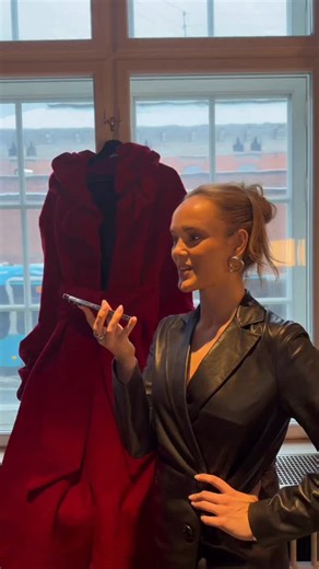 Amanda Winberg | AMWIN on Instagram: "I guess it’s now monochrome for fashion week 💋 @googlegemini #cphfw"