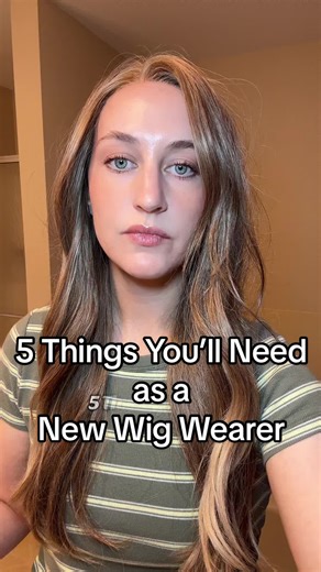 Here’s 5 things I would tell a new wig wearer to buy when starting this amazing wig journey. #beginnerwig #gluelesswig #lacefrontwig #wigtips #syntheticwig