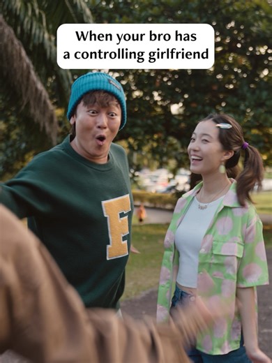 When you wanna help your friend out but he doesn’t want help from you… 🆘👫🏻 (Feat. @sai_cx @baoyagu) written & directed by: me @cweijiee produced by: @jerrylimyz shot by: @cweijiee @aaronchow_ edited by: @leontai production support: @aspectratiostudios