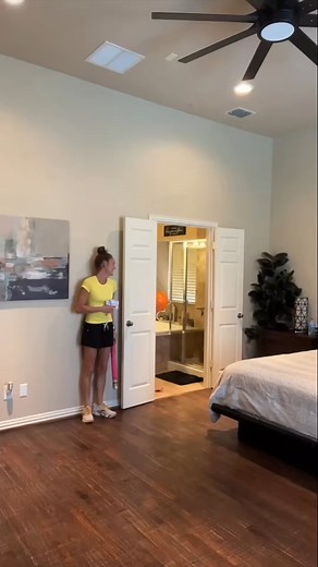 509K views · 10K reactions | Just warming up #couple #balloons #fun #funny #challenge #prank #reels #viralreels | Lindy and Jlo | Facebook