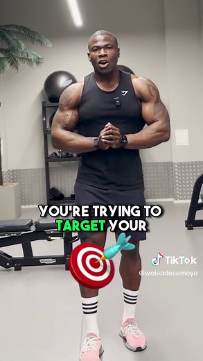 How to do a straight arm pull-down (properly) So many of you do this exercise wrong.❌ When performed incorrectly, the risk of injury is massive. 🤕 It can cause major back problems which will prevent you from getting results going forward. Lighten the weight to get correct form if you need to. Make sure to save this video for your next back day as it might save you from a serious injury. #bodybuilding #onlinecoaching #onlinecoach #workouttips #gains #backworkouts #lovetraining #bodytransformatio