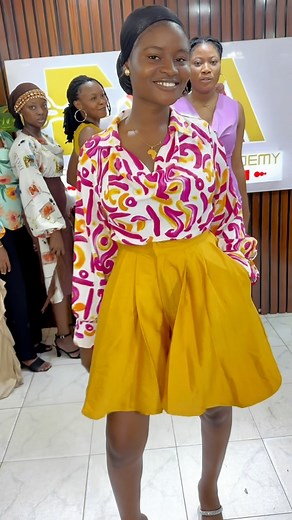 FEA ILORIN COWL NECK ASSIGNMENT 🥰🥰🥰🥰 Welldone designers | Fashion Escalate Academy