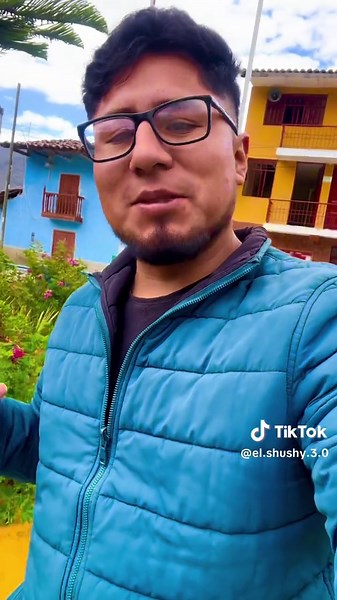 Descubre el encanto del distrito de Lacabamba, Perú