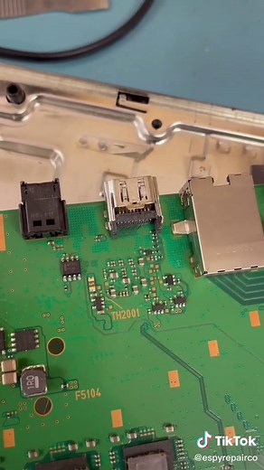 PlayStation 4 won’t show an image on the TV and is also SUPER filthy! #consolerepair #playstation #playstation4 #cleantok #foryou