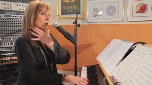 How to Warm Up Your Voice with an Arpeggio