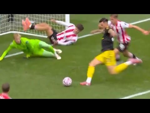 Benjamin Šeško vs Brentford | First Goal for Manchester United