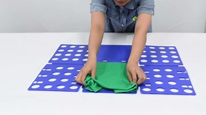 Geniusidea Shirt Folding Board T Shirt Folder for Adults Laundry Room Adjustable PP Plastic Folding Board Easy to Fold Clothes into a Uniform Size, Black