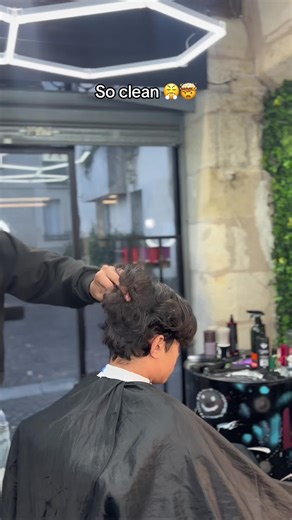 Taper Fade Style: A Clean Look at MHM Barber