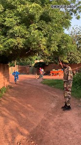 4.8M views · 132K reactions | L’agent de la sécurité @commandant wise #highlightseveryone #viralreelsシ #fypシ゚viralシ #StarsEverywhere #humour #tiktok | Monsieur Oubda | Facebook