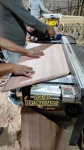 ¿Cómo hacer líneas en Madera Con Router?🤩 #router #cnc #machining #diseñospersonalizados #carpinteros #trabajoenequipo | Aficorte Carpinteria