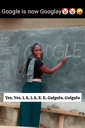 Google is officially GOOGLAY now! 🎓🤡