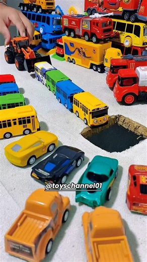 Colorful Tayo bus goes into a hole pushed by a bulldozer, part 93