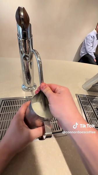 Latte Art Practice: A Barista's POV