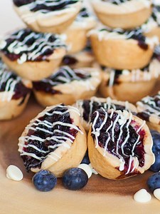 Mini Blueberry Pie Tarts (video)