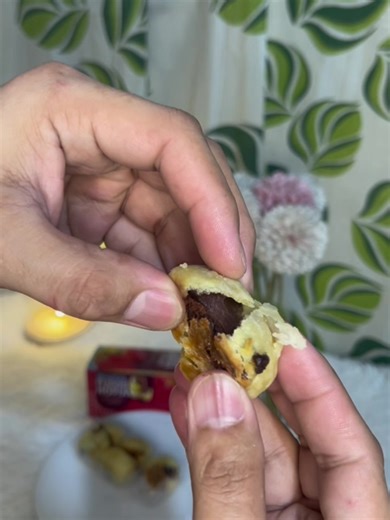 Satisfying Chocolate Hopia Experience