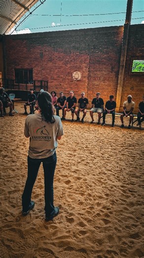 Equocenter on Instagram: "Conexão, liderança e resultado, tudo isso vivido na prática com os cavalos. Hoje foi dia de equicoaching com a equipe da Qualitat Autopeças, desenvolvendo comunicação, confiança e trabalho em equipe de um jeito totalmente diferente. Quando o cavalo ensina, o aprendizado é real. #Equicoaching #LiderançaNaPrática #TrabalhoEmEquipe #DesenvolvimentoHumano #ExperiênciaReal"