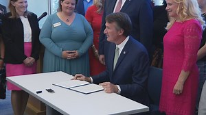 Gov. Youngkin signs executive directive to combat teacher shortage in Virginia schools