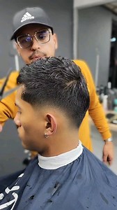 374K views · 10K reactions | cuando me cr1t1can jaja 藍 | Gutibarber89 | Facebook