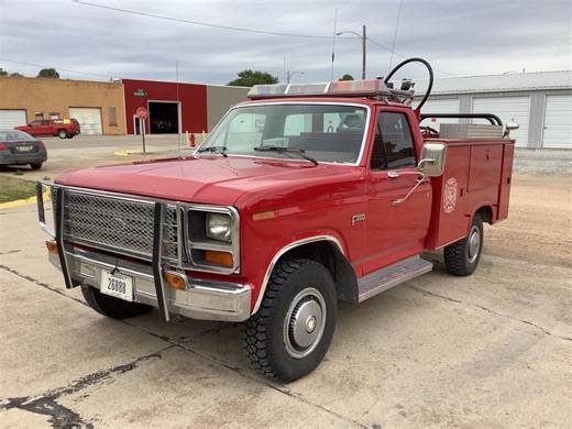 1983 Ford F350 4x4 Brush Fire Truck | Transportation