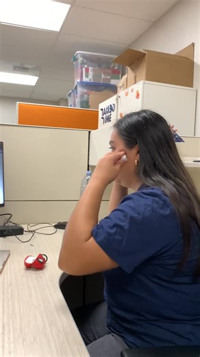 New Titan Orientation on Instagram: "Our orientation leaders are springing back into action for our Transfer Student Orientation in January!! They are preparing to host CSUF 101 Workshop to give you the ins on all things academics and finding community at Cal State Fullerton. We can’t wait to meet our new titans soon! #TUSKS UP 🐘💙🧡"