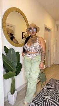 Catch their BOGO SALE with code EDITOR15 #shapellx #swimwear