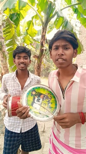 Table vs Random Thing = Music or Madness?,,😀😃😆🥁🪘