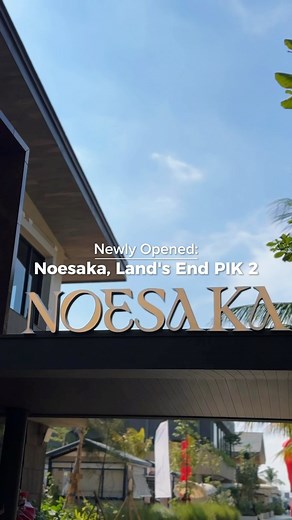 Enjoy PIK on Instagram: "Ada restaurant khas nusantara baru nih di daerah PIK 2! Presenting: Noesaka ✨ Nikmati makanan nusantara dengan view pantai yang indah dari Land's End #extendyourjourneyatpik #dipikaja #stayinpik"