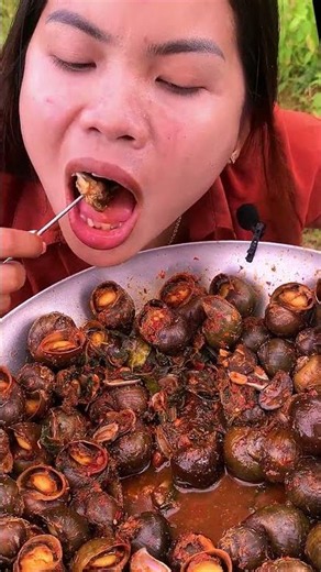 Wow so yummy snail fried , snails recipe #shorts #short #food