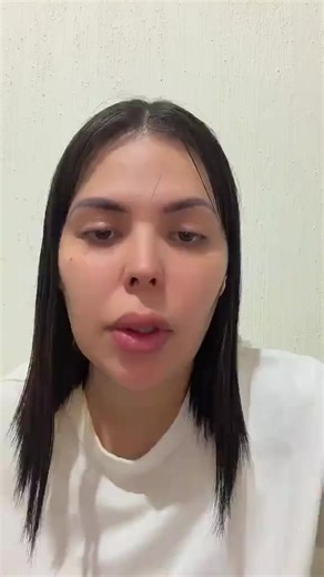Fer G. Cortez, esposa de Rafa González, vocalista de Banda Los Recoditos, denunció en redes sociales ser víctima de violencia física y psicológica que, asegura, ha sufrido durante años de su pareja el cantante de Los Recoditos Rafa Gonzalez. “Si algo me llega a pasar es por él o gente de su empresa”, expresó en un video publicado en TikTok, donde también pidió ayuda para difundir su situación. Tras hacerse pública la denuncia, la agrupación informó que el cantante fue separado temporalmente mien