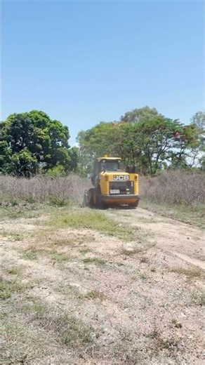 2016 JCB 330 For Sale